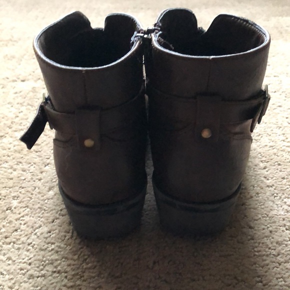White Mt. Leather Boots | Size 9 - Picture 4 of 8